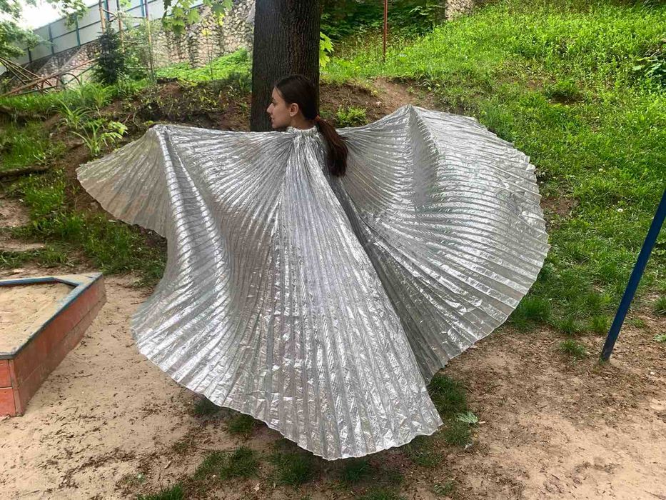 срібні крила для східного танцю