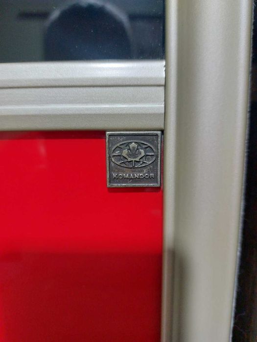 Шафа купе в хорошому стані.