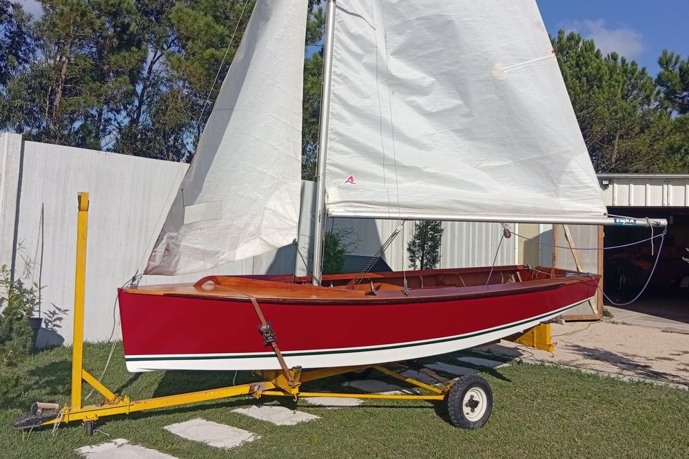 Barco à vela  - Vaurien