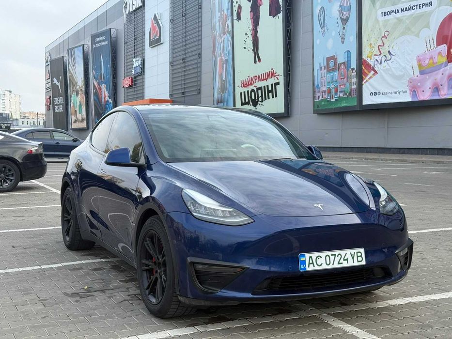 Tesla Model Y 2020