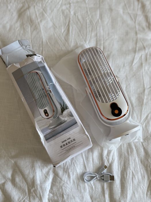 Nowy biały wiatrak wiatraczek klimatyzator na biurko USB