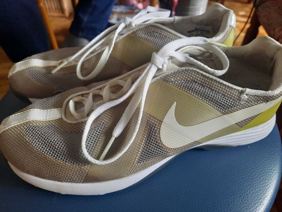 Nike Hyperfuse Lunarlon długość wkładki 24,5 cm