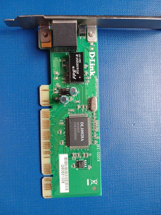 Сетевой адаптер D-Link DFE-520TX Ethernet 100 Мбит/с