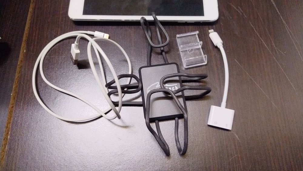 Tablet Apple iPad Mini (7.9 cala), A1455, pierwsza generacja, 2012 rok