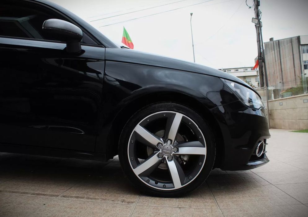 Audi A1 1.6 TDI Advance S-Tronic