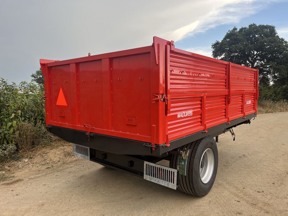 Reboque agricola tribasculante 10T
