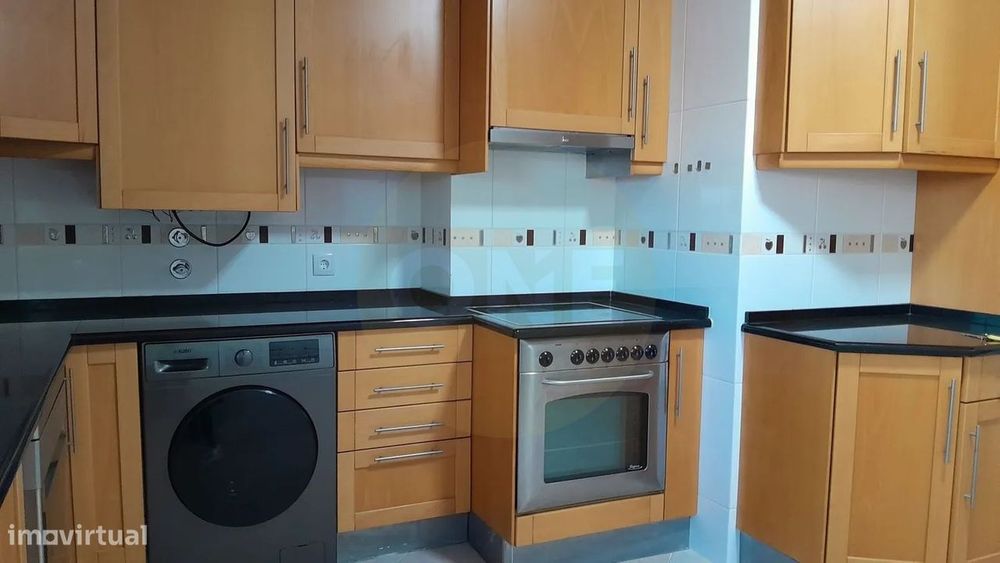 Apartamento T3 | Av. Dr. José Grilo Evangelista | Alcochete