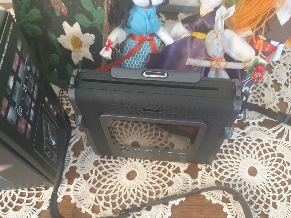 Камера моментального друку Fujifilm Instax Wide EVO Black