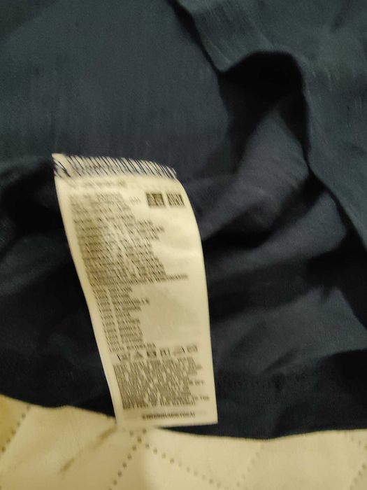 T-shirt UT tam. L em excelente estado.