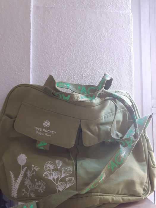 Saco verde yves rocher