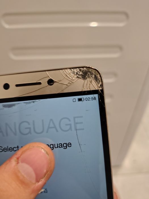 Telefon cool uszkodzony ekran dół  i góra