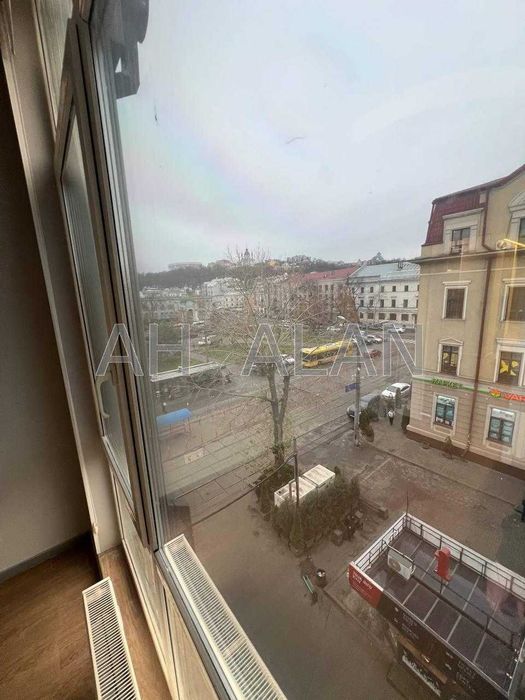 Оренда  офісу на вулиці Спаській. Поділ