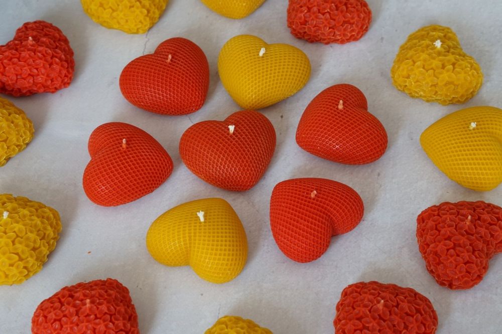 Воскова свічка серце, подарунок до 14 лютого, свічки на 8 березня.