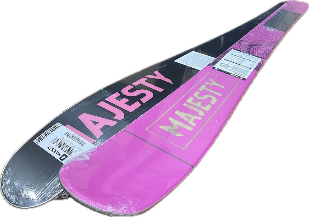 Narta skiturowa Majesty Superpatrol