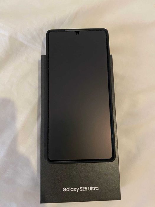 SAMSUNG Galaxy S25 Ultra 512 GB - Preto Titânio Novo +BUDDS 3 PRO