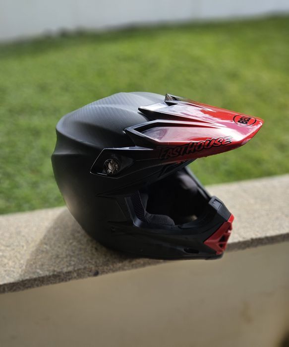 Capacete Bell Moto 9 Flex em carbono