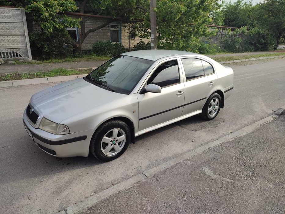 Продам  Шкода Октавія