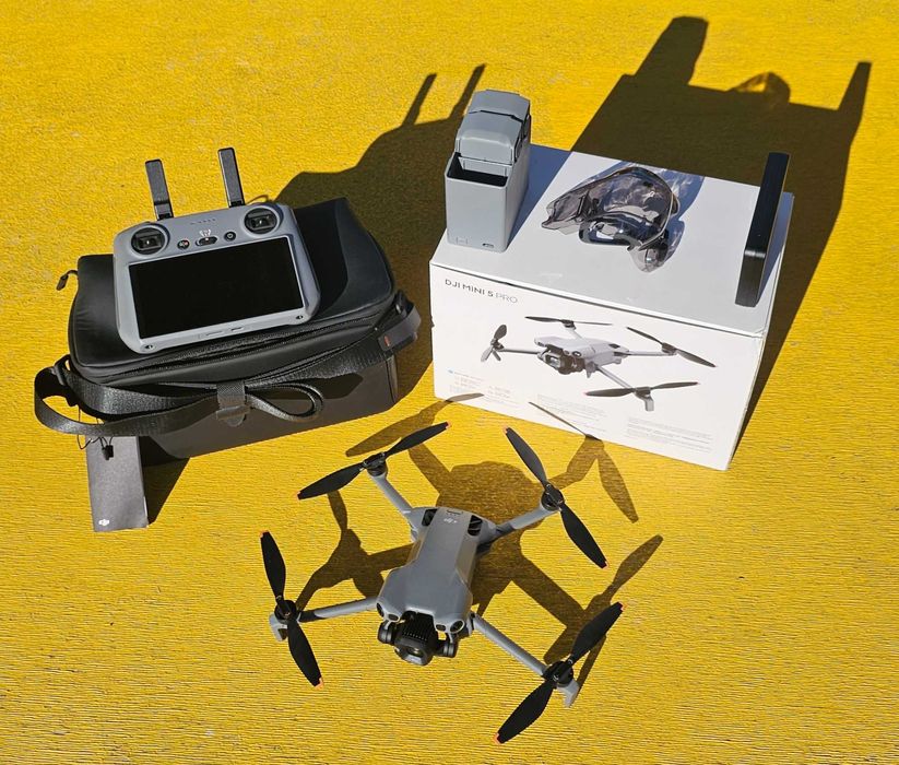 ***DJI MIini 5 PRO Fly More Combi***