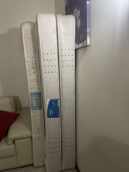 3 colchões por 350 euros (preço negociável)