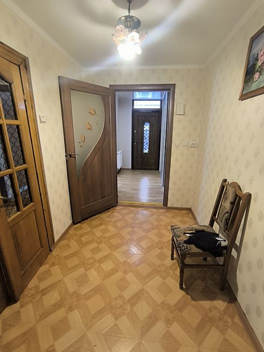Будинок у селі з ремонтом