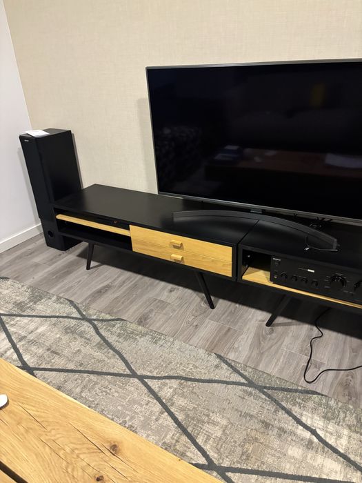 Dois móveis aparadores da AREA