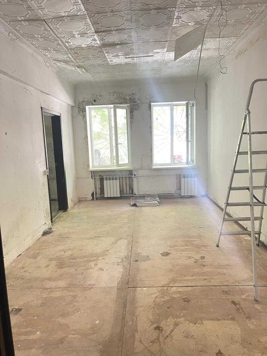 Аренда здания на Печерске 680 м2. + своя территория  13 сот.
