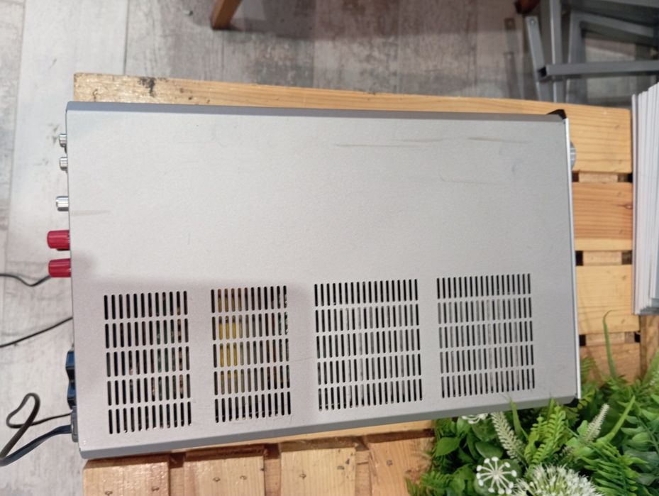 Wieża Yamaha RX-E400 + CDX-E400 + pilot CRX-E400/E300
