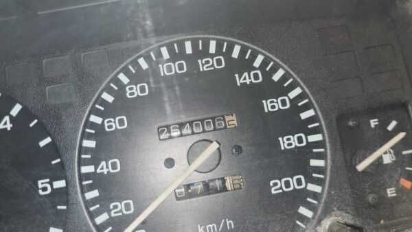 Land Rover Discovery 300 Tdi Peças Usadas interior bege