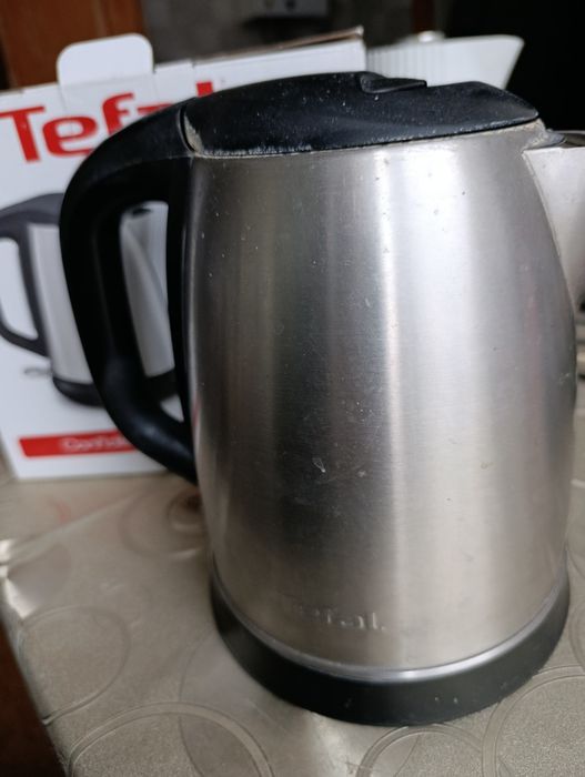Чайник Tefal KI270D30 б/у