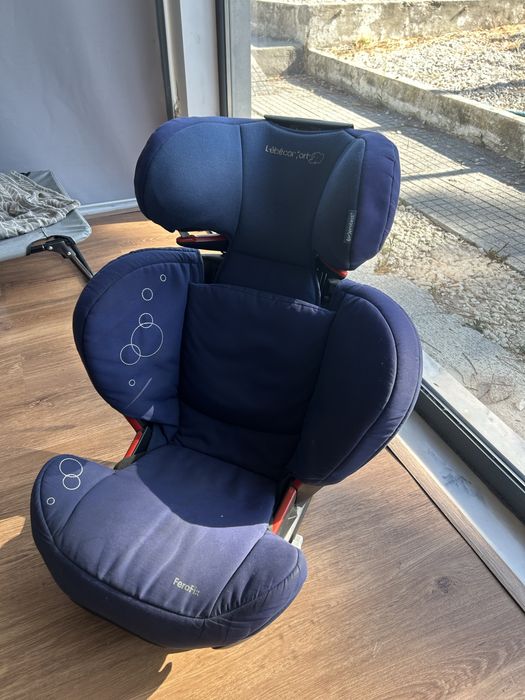 Cadeira auto azul