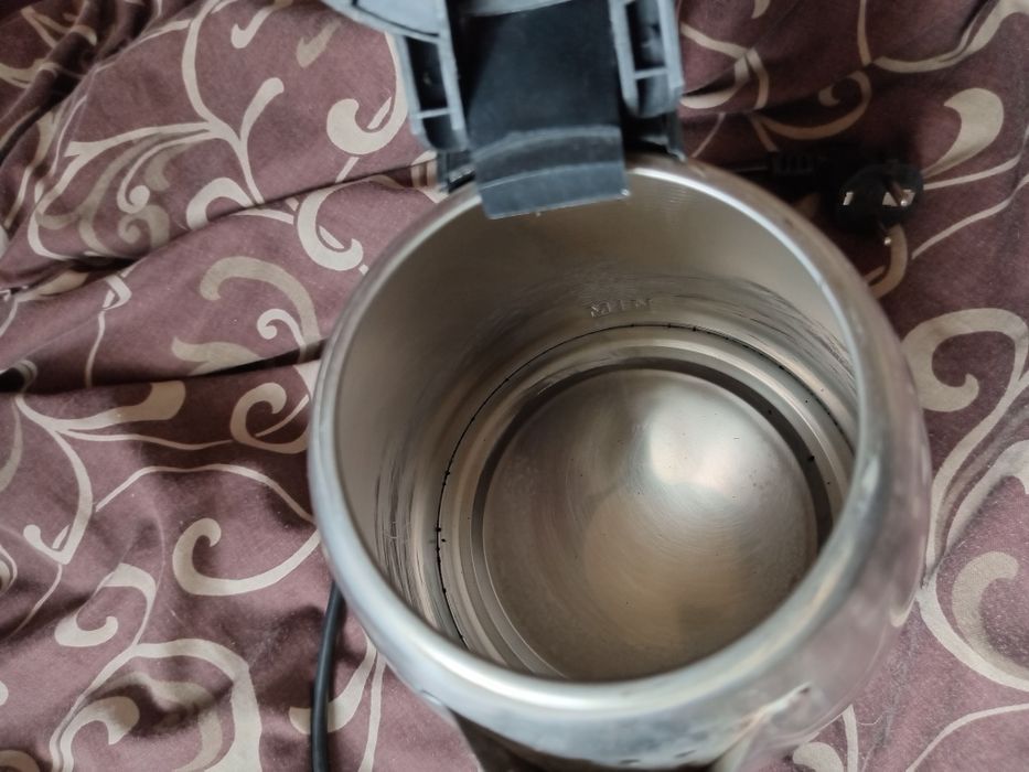 Електрочайник DELFA