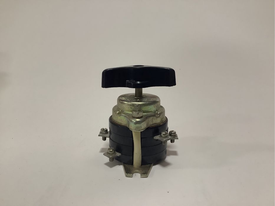 Пакетный переключатель ПП3-40IH2, ПВ4-25М3, ППМ2-25М3, ПВ3-25М3