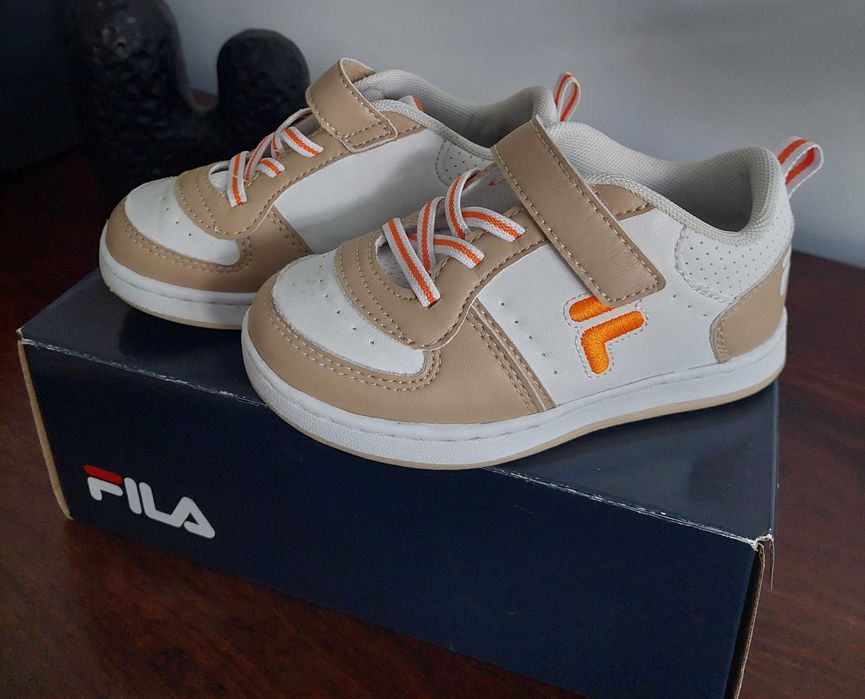 Buty dziecięce Fila r. 26