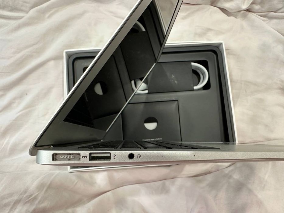 Mac Book Air 13-inch 2017 128 GB