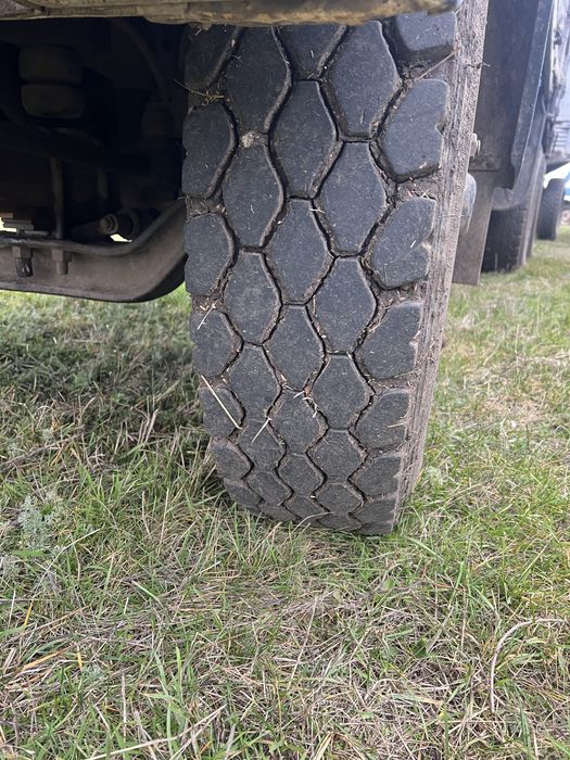 Камаз з причепом