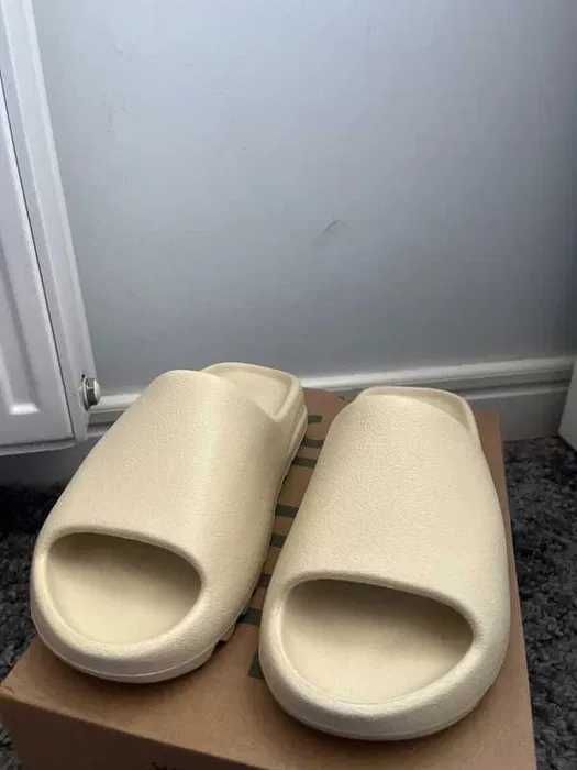 adidas Yeezy Slide Onyx R.41