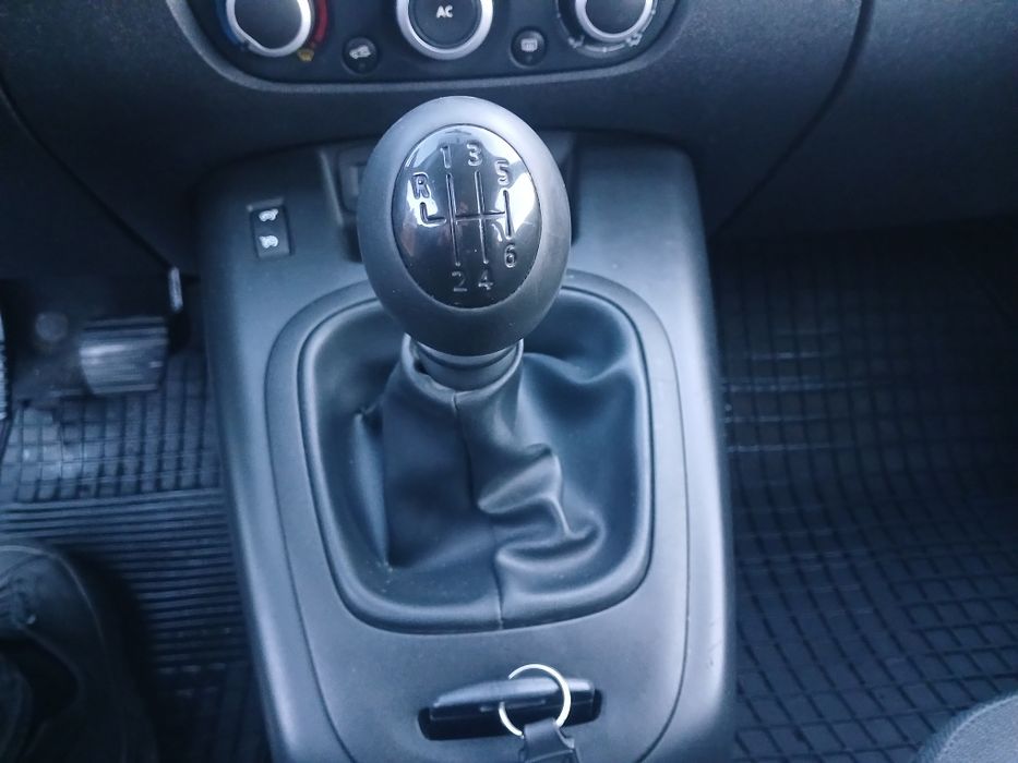 Renault Scenic 3 1.5dci 2009 рік