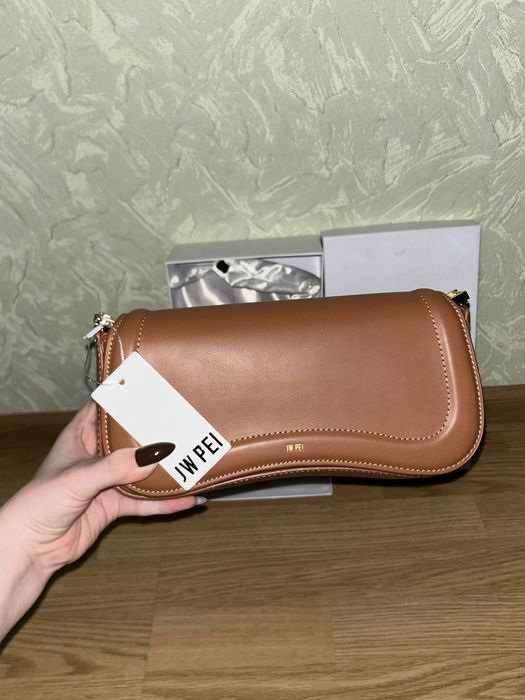 Оригінальна сумка JW PEI Joy Shoulder Bag Brown