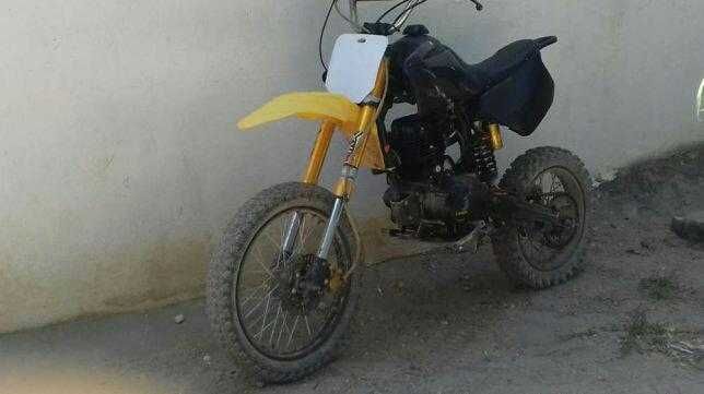 Pitbike 200cc a 4 tempos