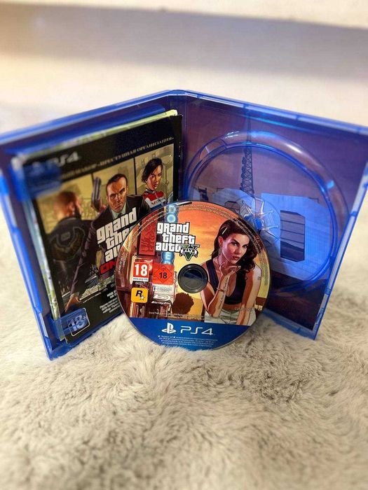 ps 4 slim + клавіатура, диск гта!