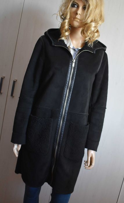 Sztuczny kożuszek XS 34 kożuch z kapturem zimowy ciepły płaszcz