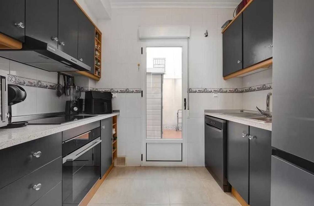 Bungalow na sprzedaż w La Florida z prywatnym basenem, Orihuela Costa