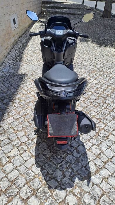 Yamaha N-MAX 125