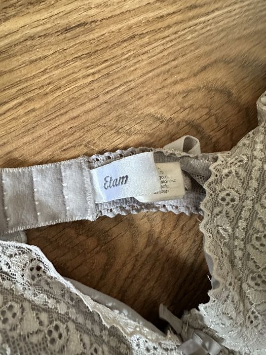 Piękny stanik Etan