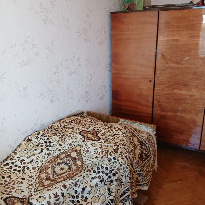 Продам 2 комнатную квартиру