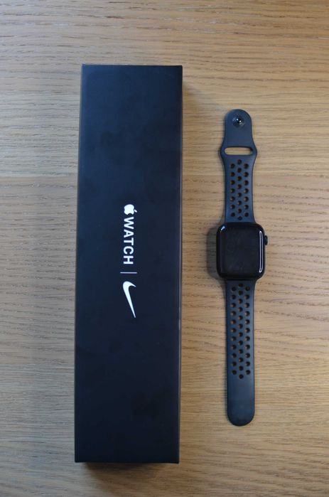 Apple Watch Series 7 | Nike