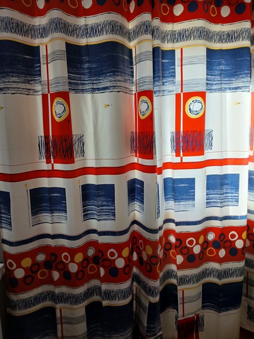 Cortinas feitas na costureira a 8€!