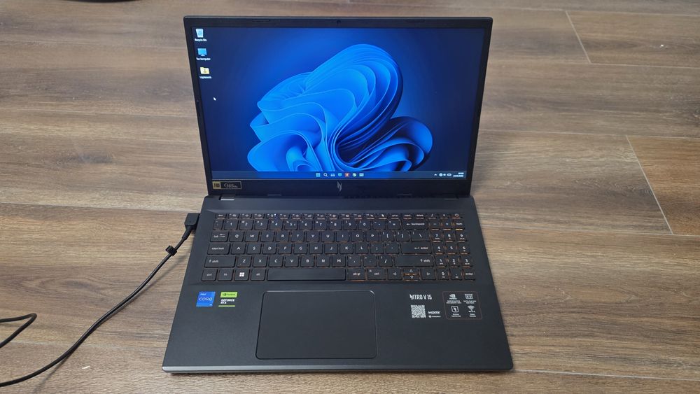 Acer Nitro V 15 i5 13420H RTX5060 16GB 512GB  GW.01.2028