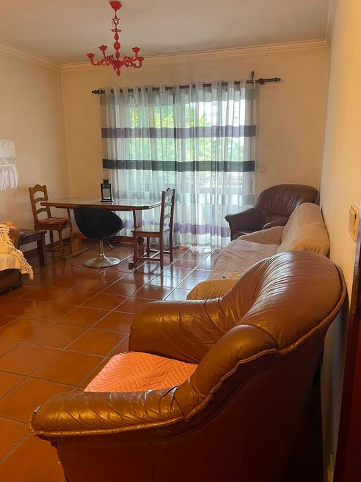 Quarto para arrendar