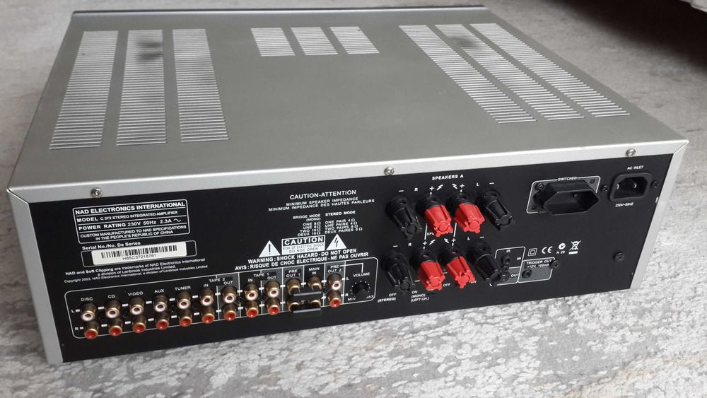 Підсилювач NAD C-370 , NAD C-372